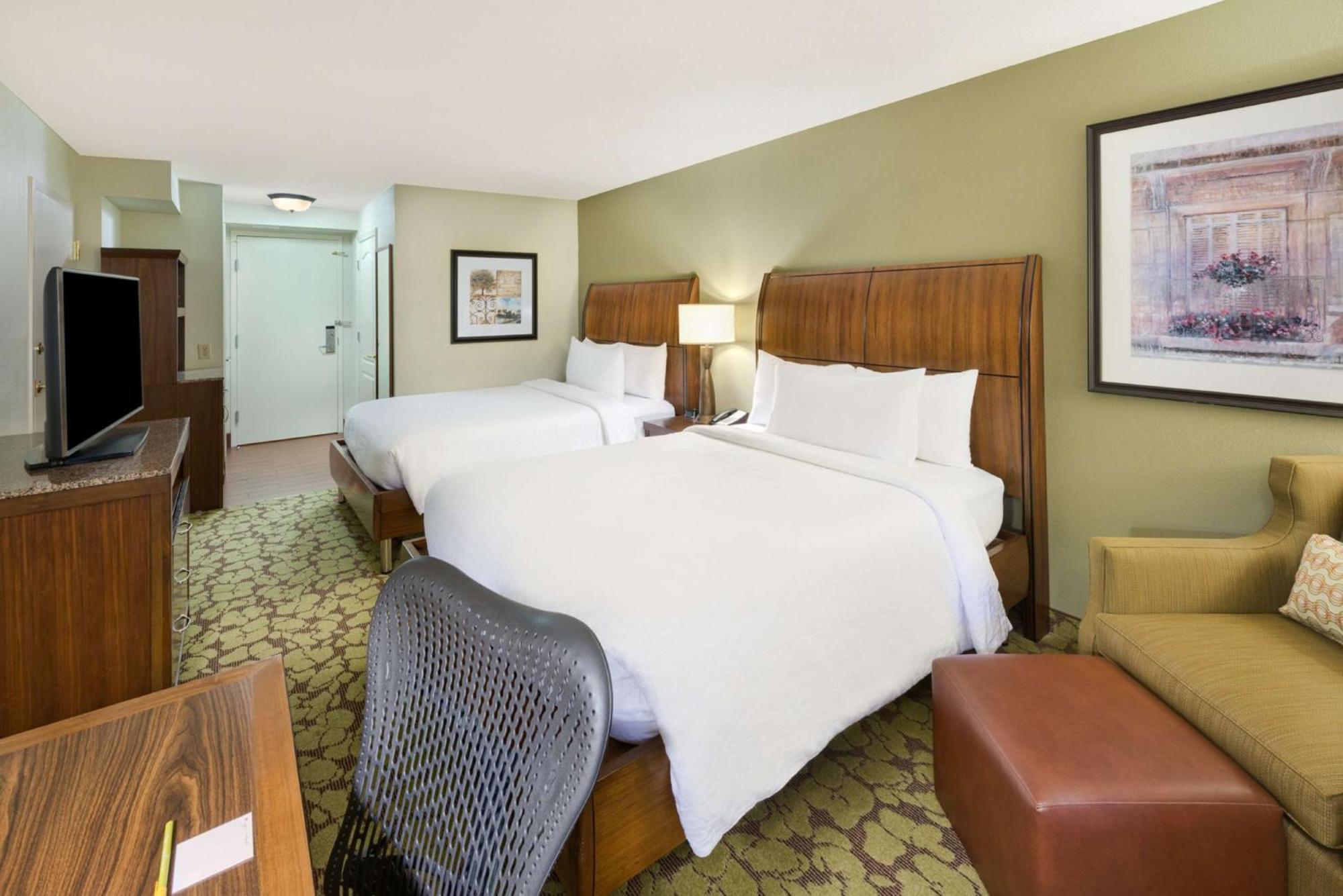 Hilton Garden Inn Atlanta North/Альфаретта Экстерьер фото