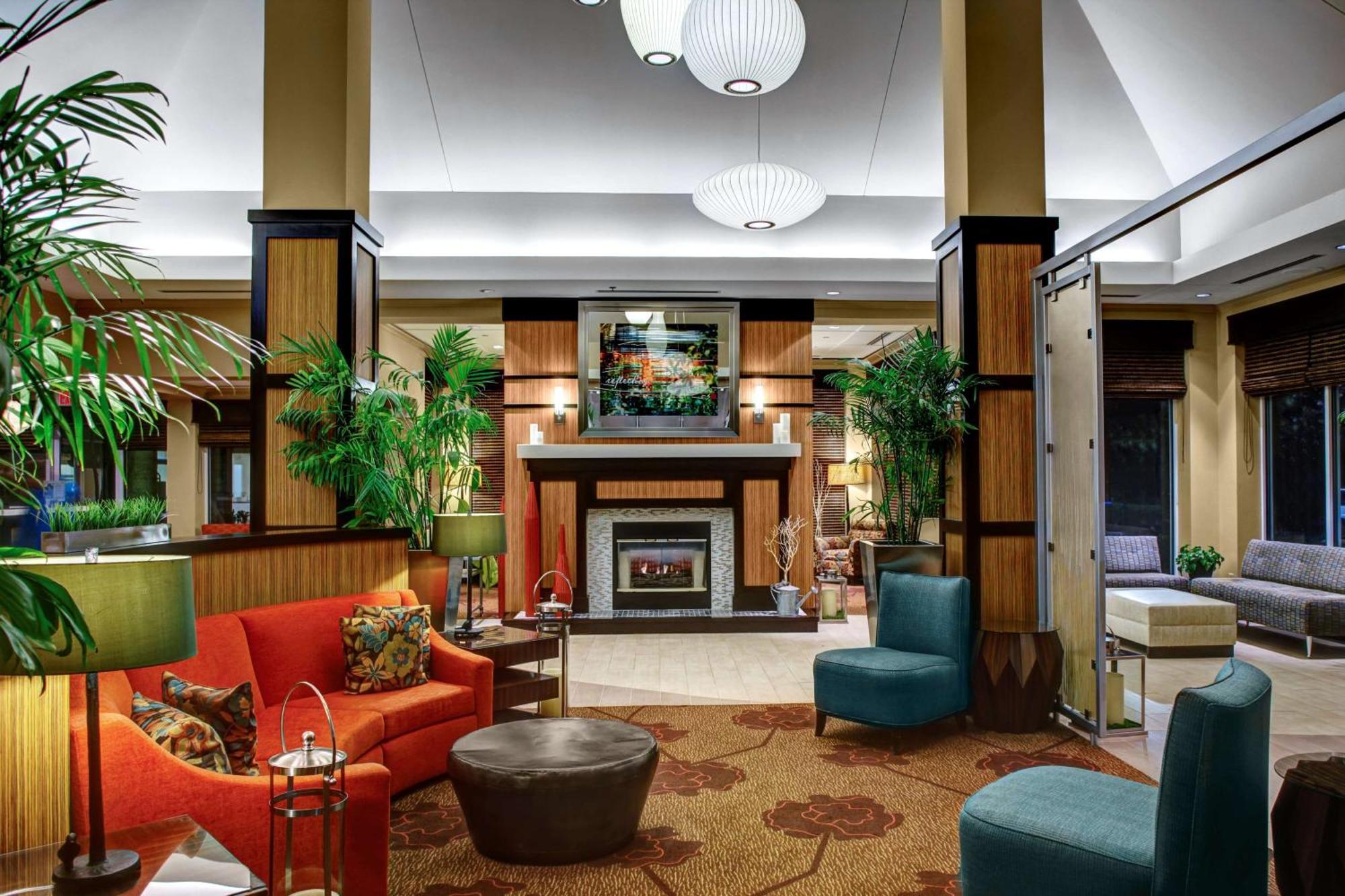 Hilton Garden Inn Atlanta North/Альфаретта Экстерьер фото