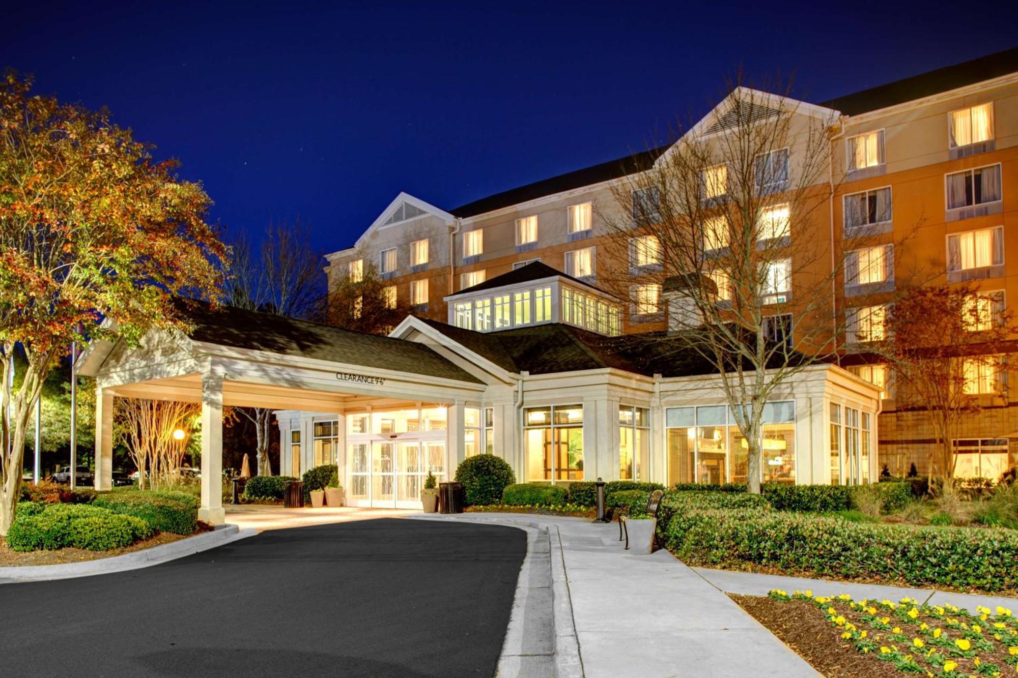 Hilton Garden Inn Atlanta North/Альфаретта Экстерьер фото