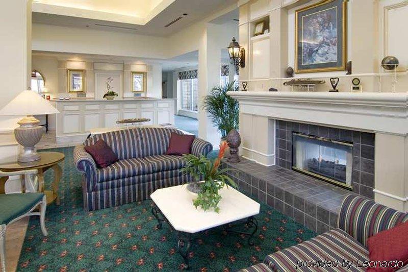 Hilton Garden Inn Atlanta North/Альфаретта Интерьер фото